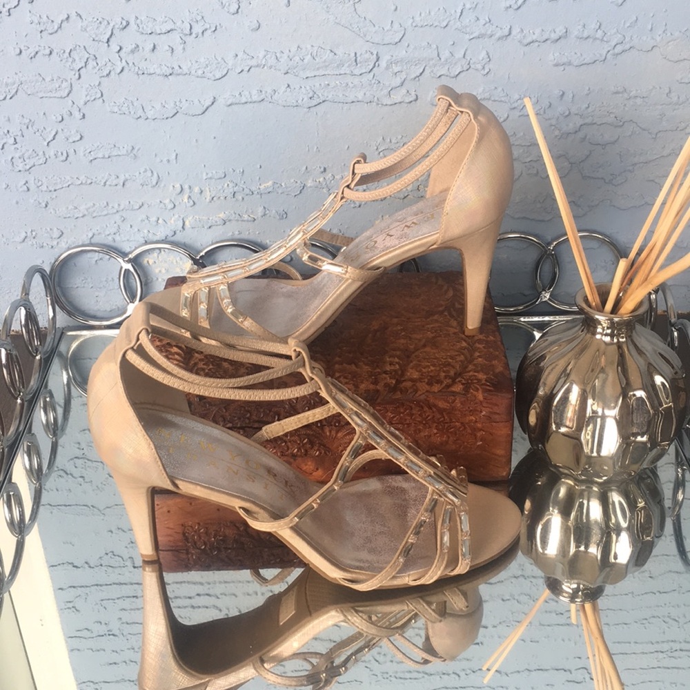 Prom shoe. New York Transit. 8.5 heels. Worn once